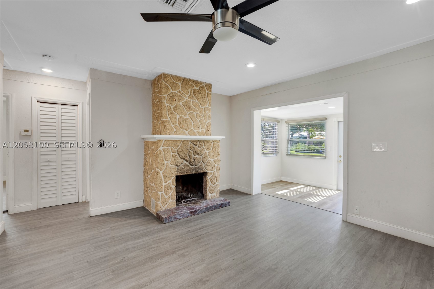 3405 Robbins Rd, Pompano Beach FL 33062