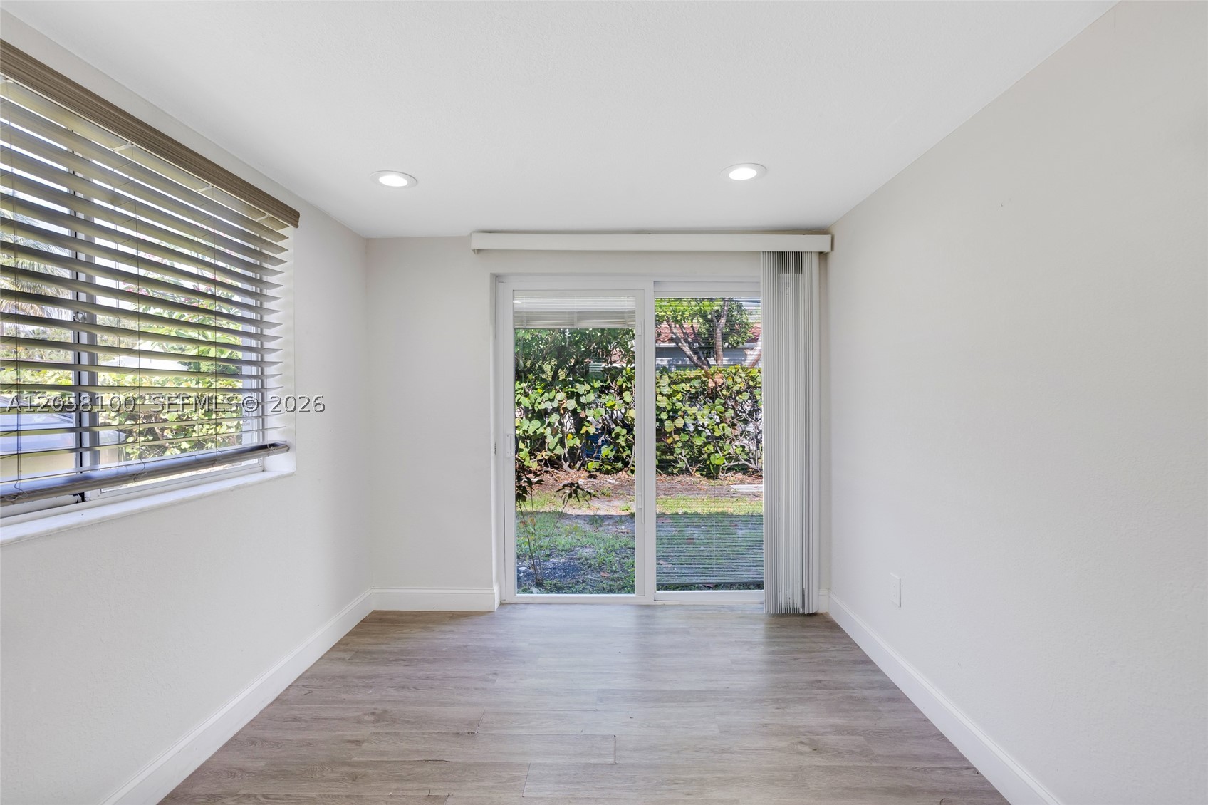 3405 Robbins Rd, Pompano Beach FL 33062