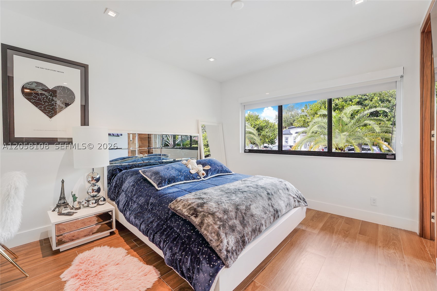 60 Shore Dr W, Miami FL 33133