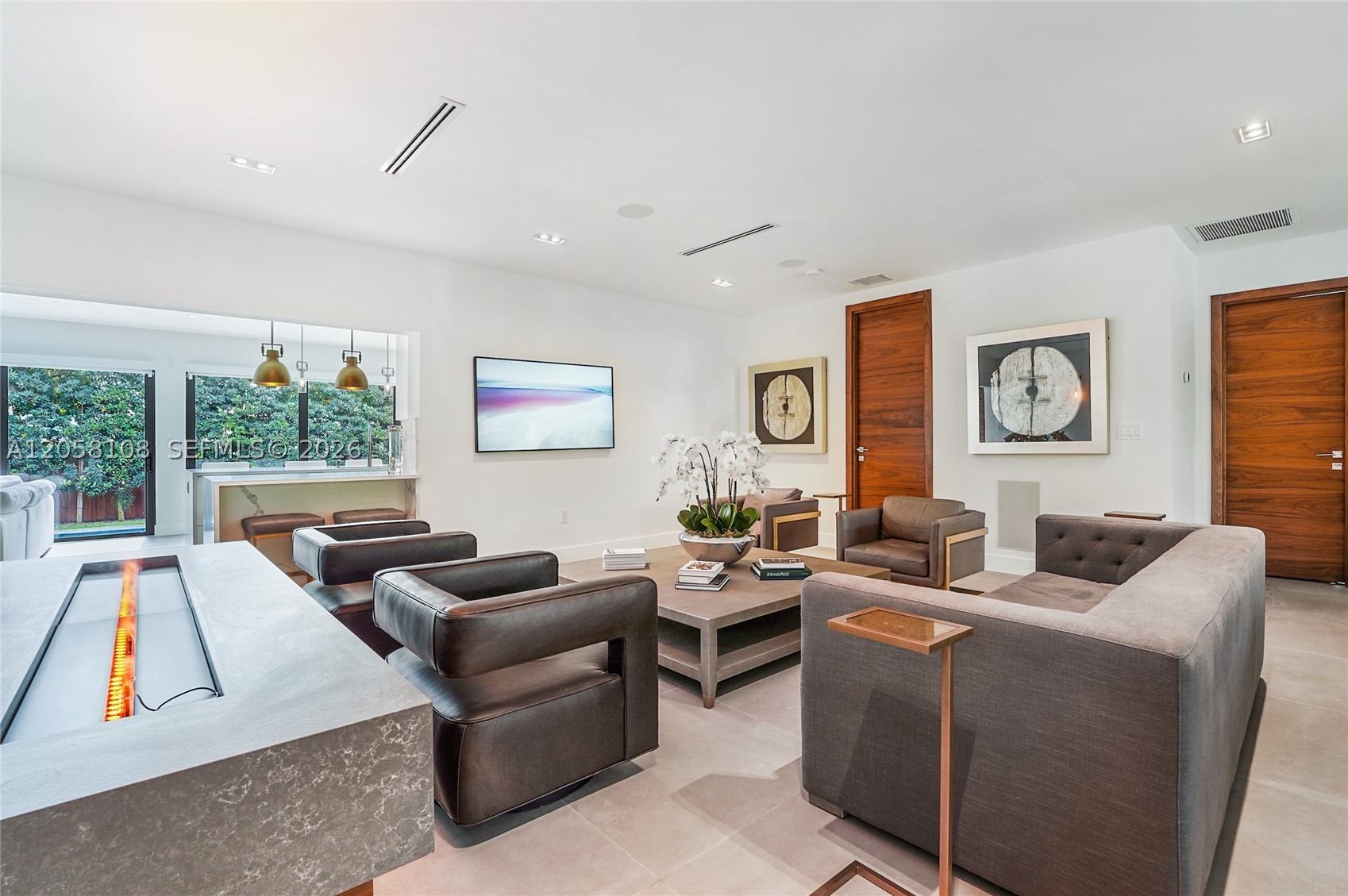 60 Shore Dr W, Miami FL 33133
