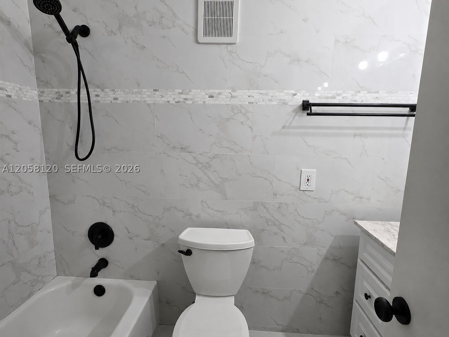 932 W 80th Pl #0, Hialeah FL 33014