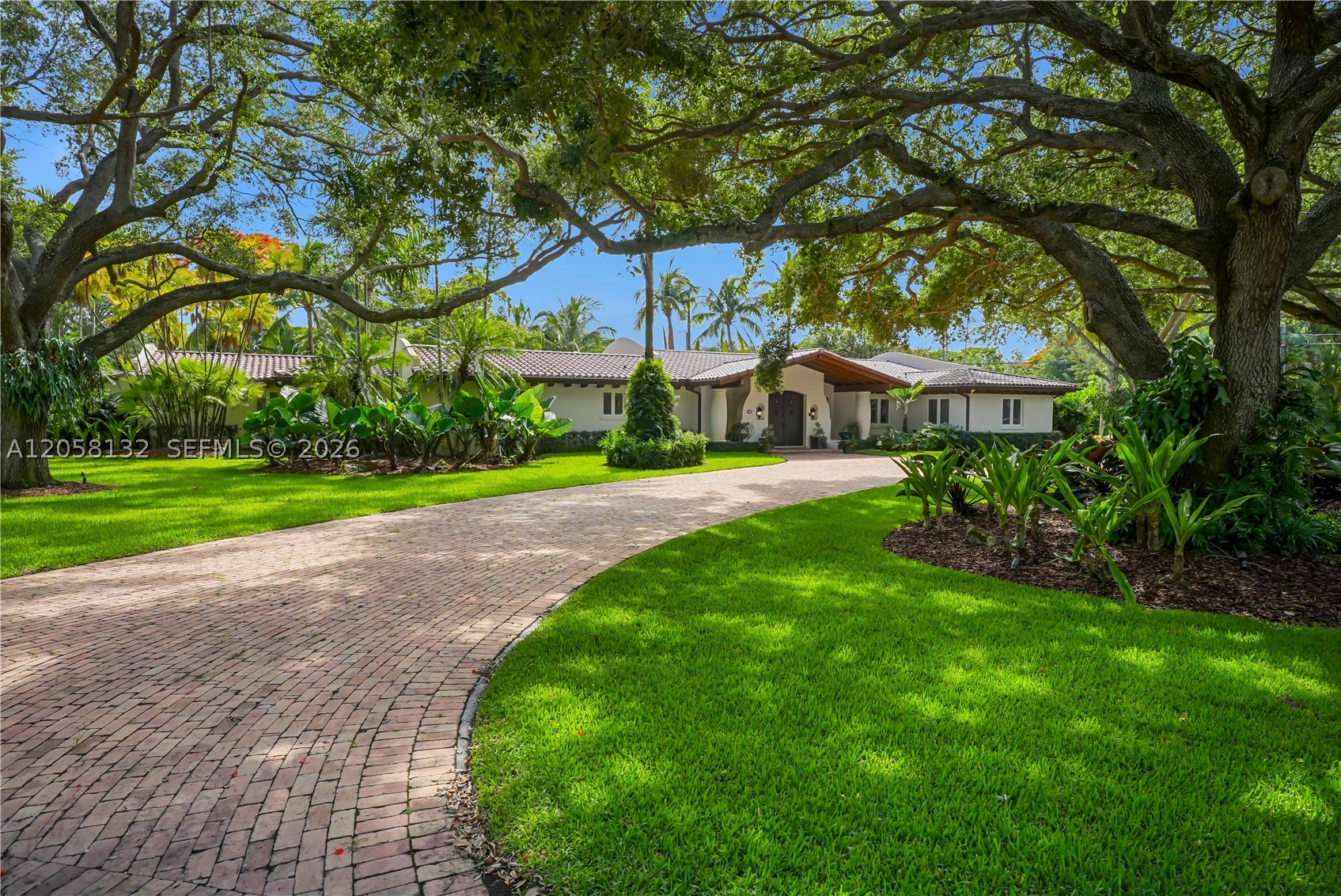 7400 SW 81st Ave, Miami FL 33143