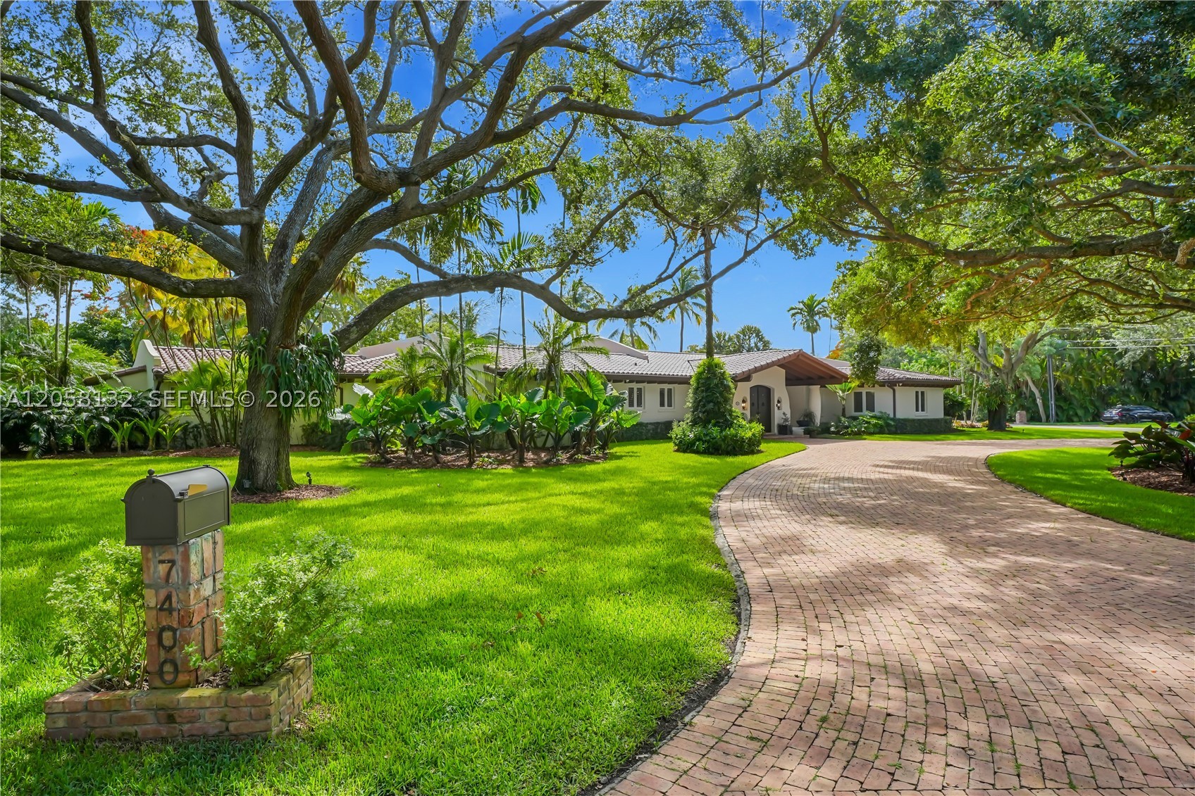 7400 SW 81st Ave, Miami FL 33143