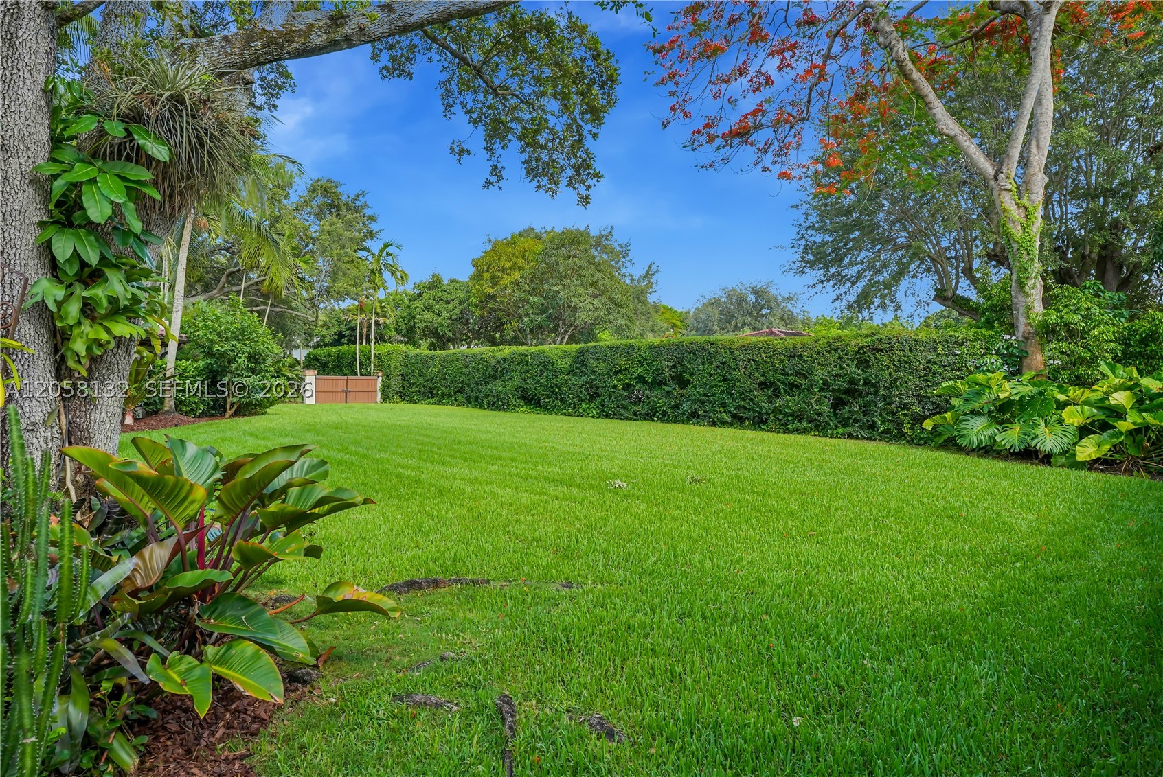 7400 SW 81st Ave, Miami FL 33143