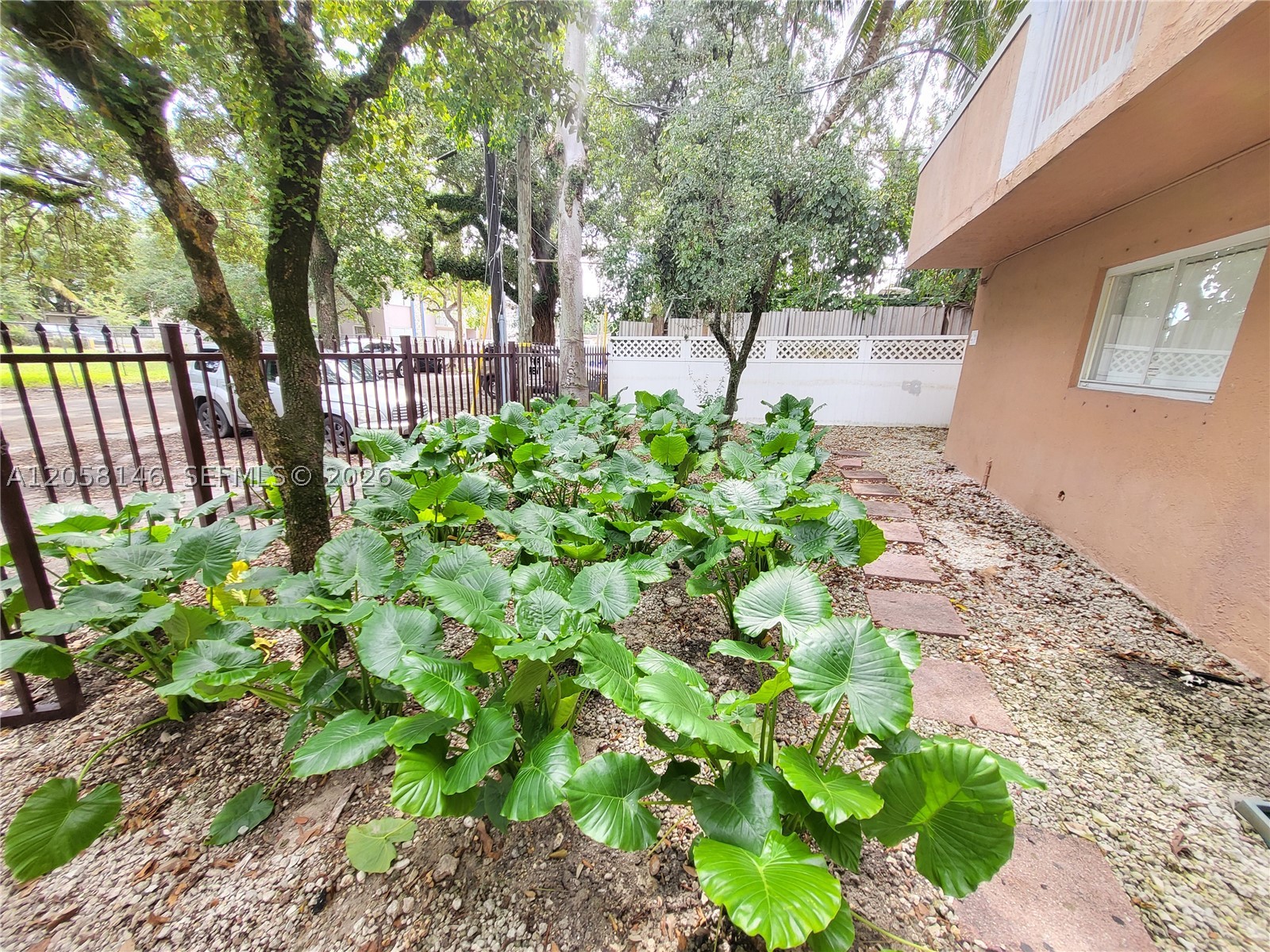 1650 NW 25th Ave #213, Miami FL 33125