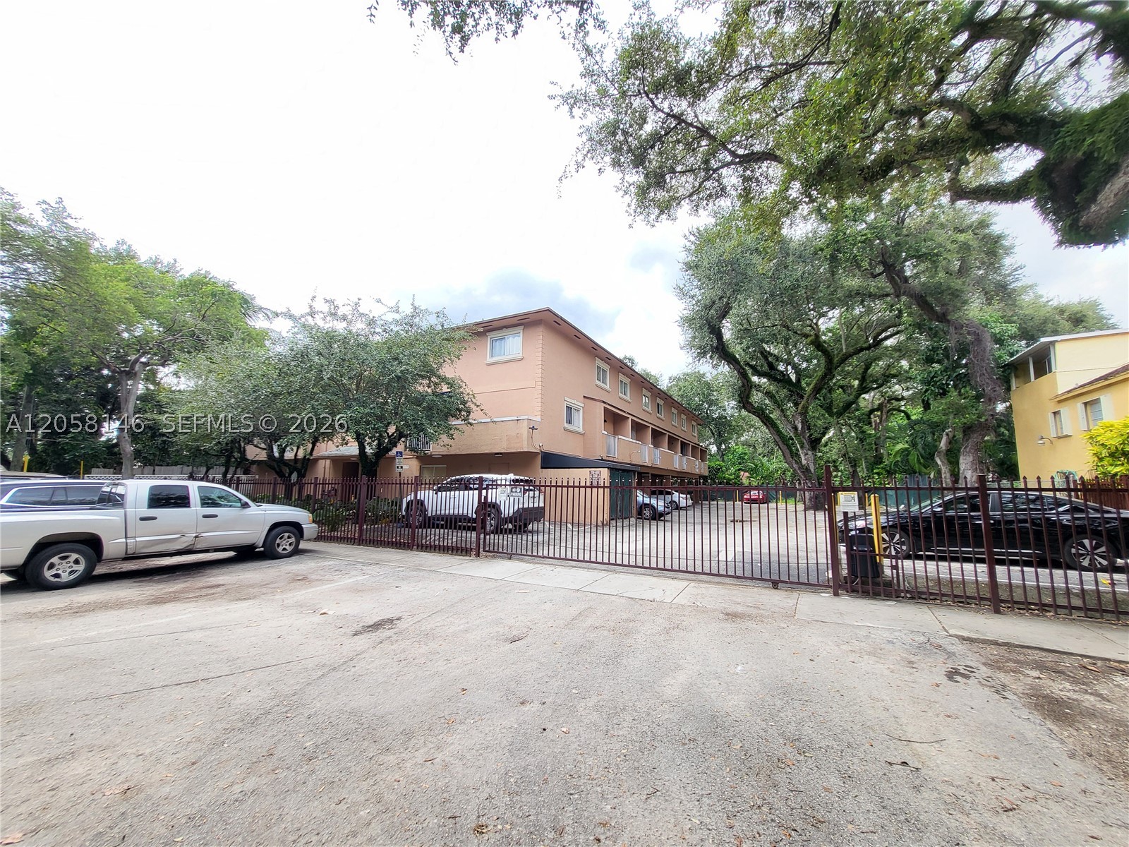 1650 NW 25th Ave #213, Miami FL 33125