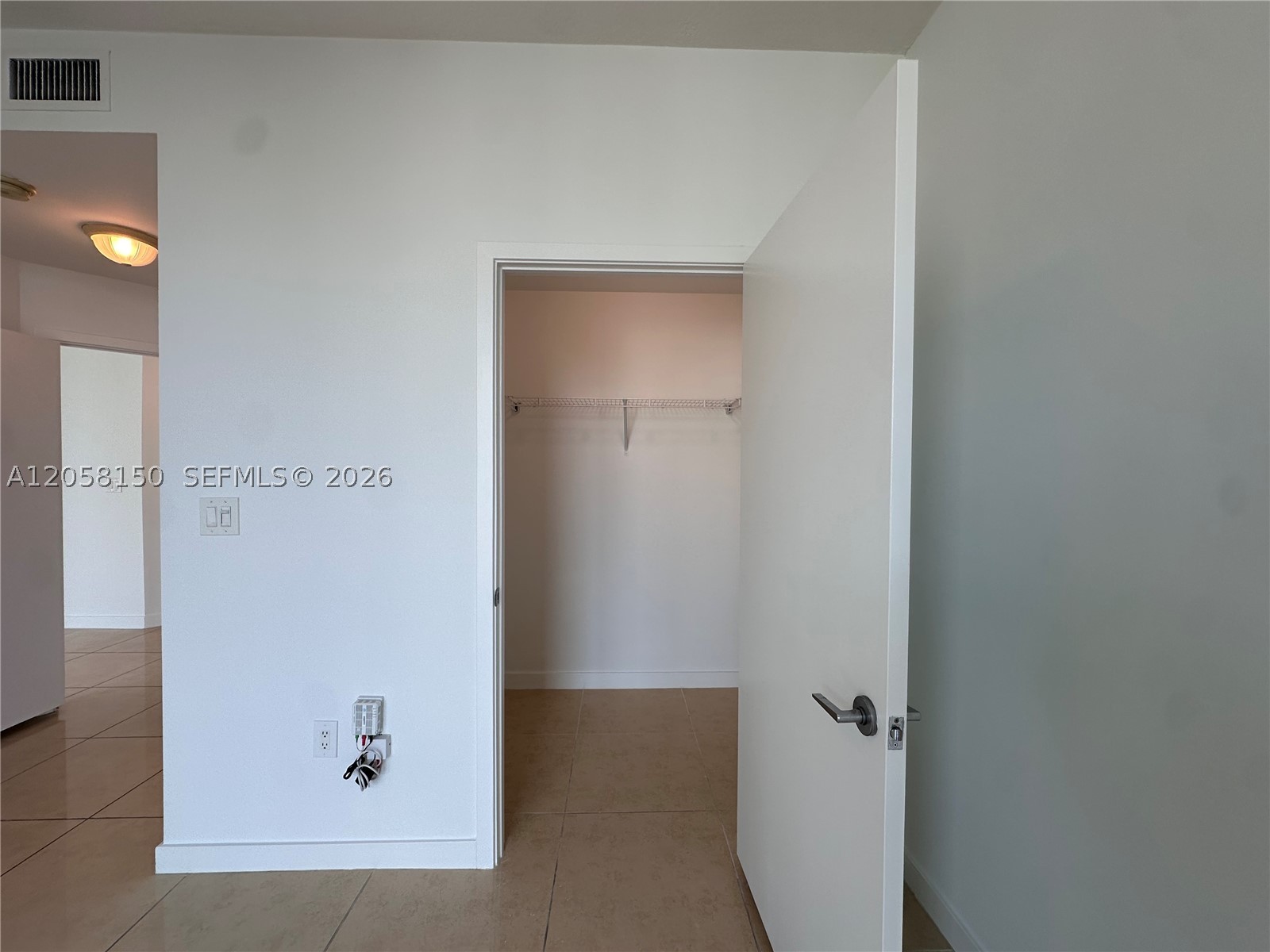 1111 SW 1st Ave #1525-N, Miami FL 33130