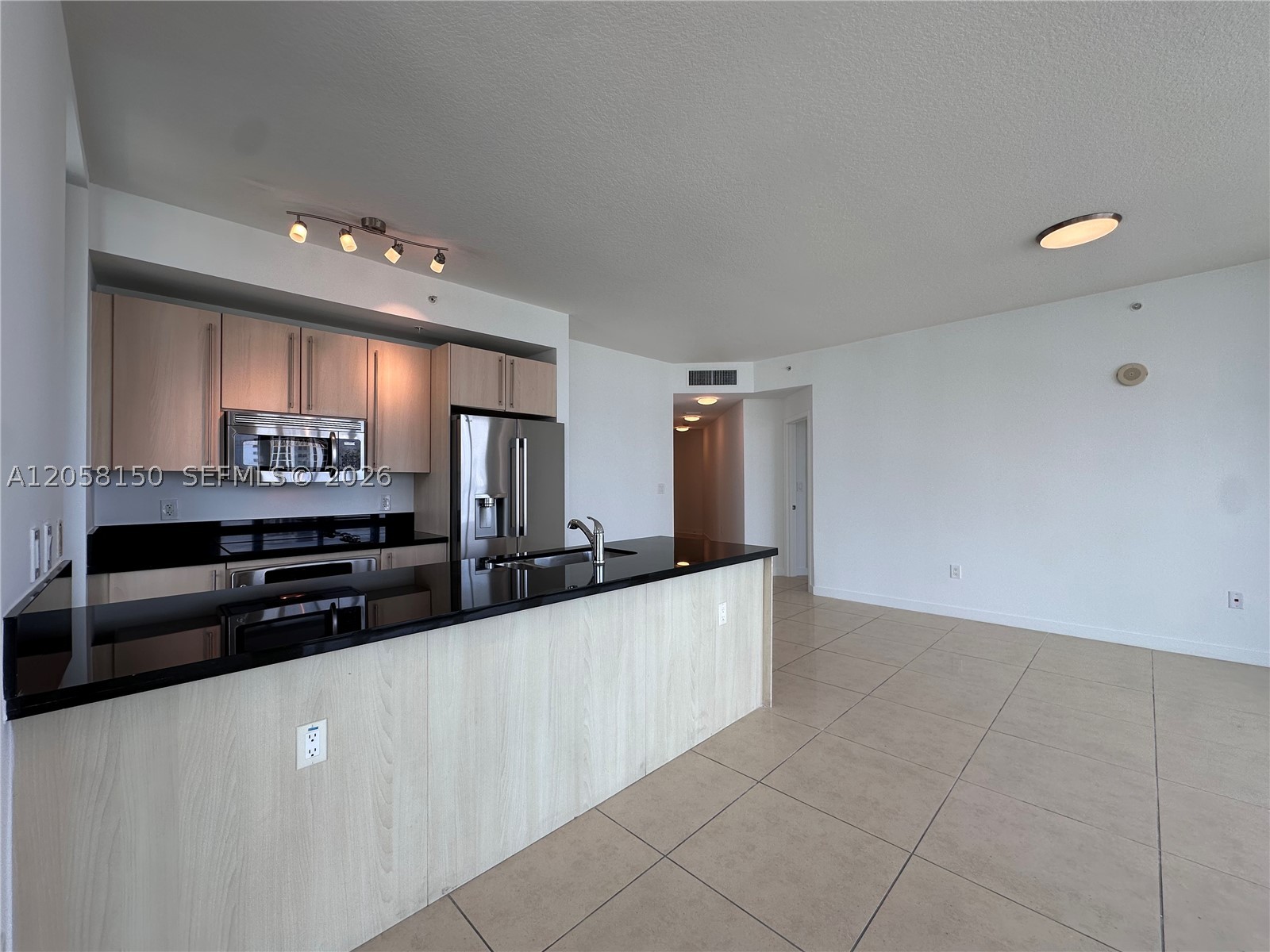 1111 SW 1st Ave #1525-N, Miami FL 33130