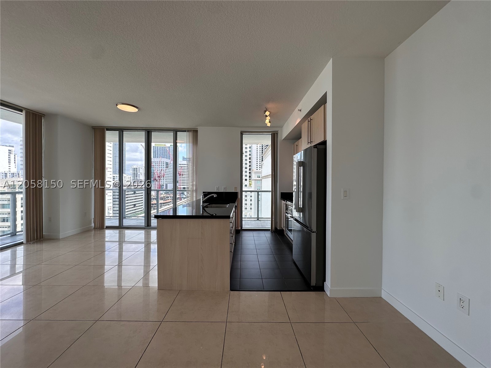 1111 SW 1st Ave #1525-N, Miami FL 33130