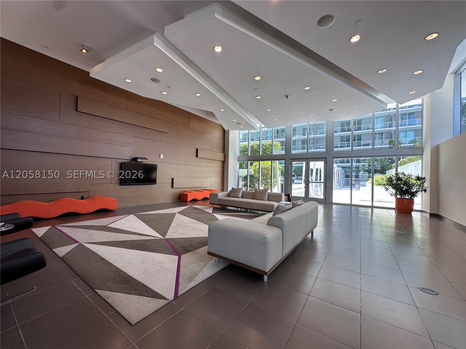 1111 SW 1st Ave #1525-N, Miami FL 33130