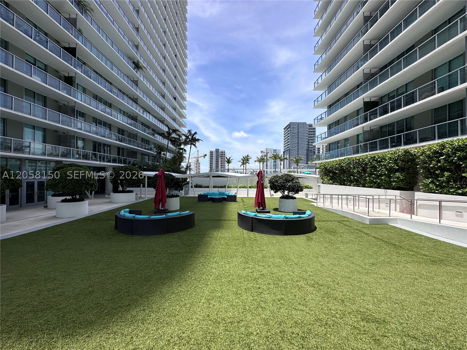 1111 SW 1st Ave #1525-N, Miami FL 33130