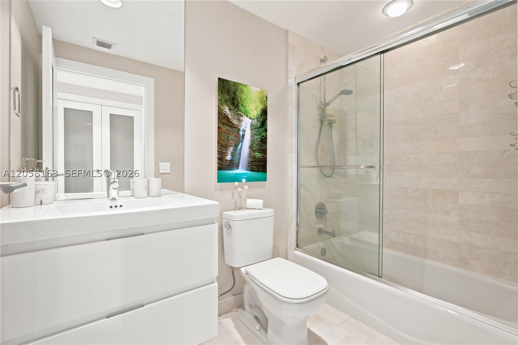 17301 Biscayne Blvd #2010, North Miami Beach FL 33160