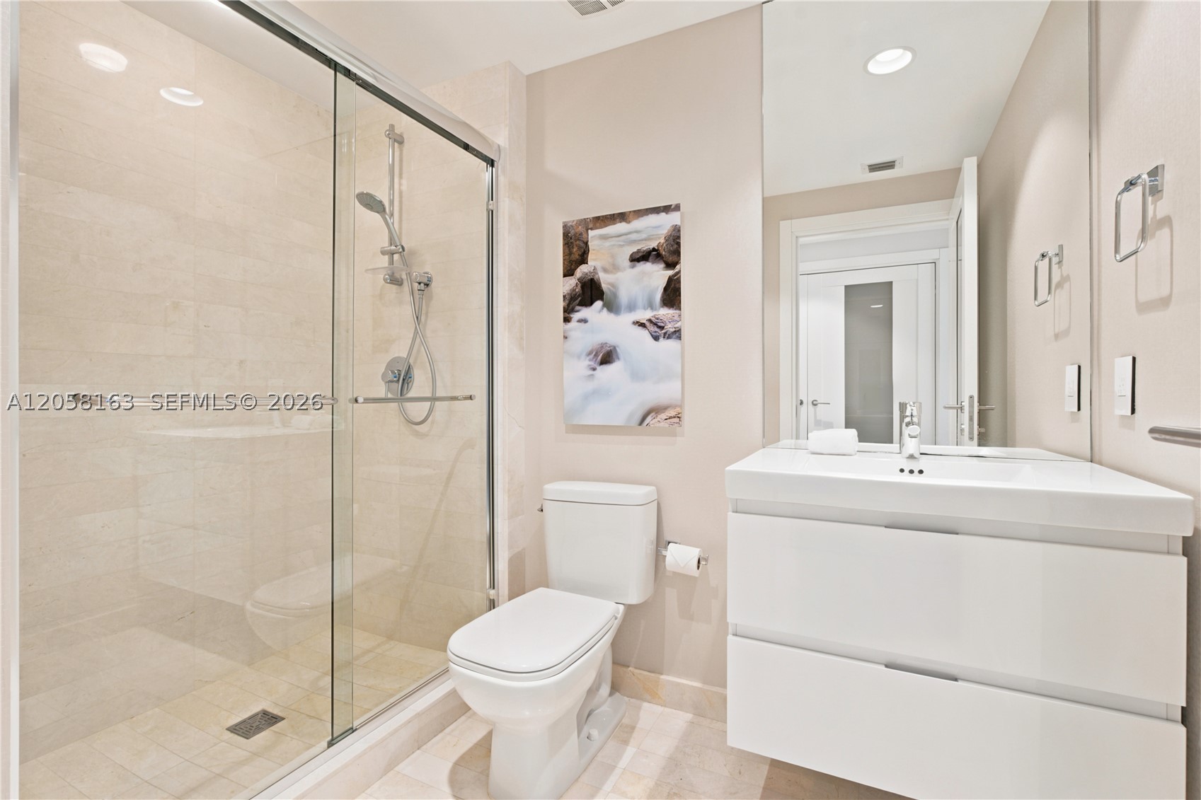 17301 Biscayne Blvd #2010, North Miami Beach FL 33160