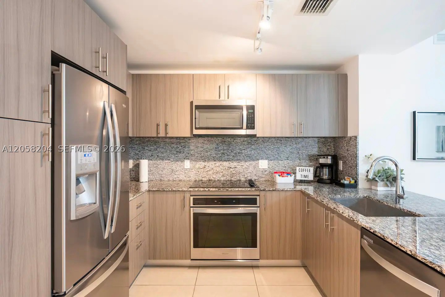 5350 NW 84th Ave #403, Doral FL 33166