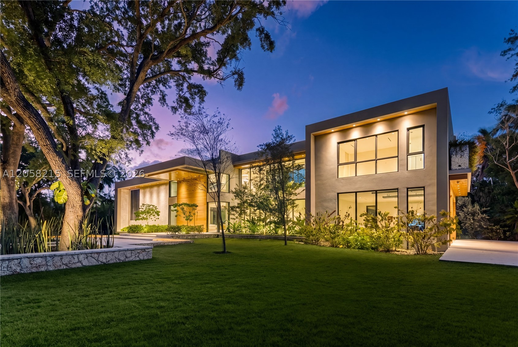 6701 SW 101st St, Pinecrest FL 33156