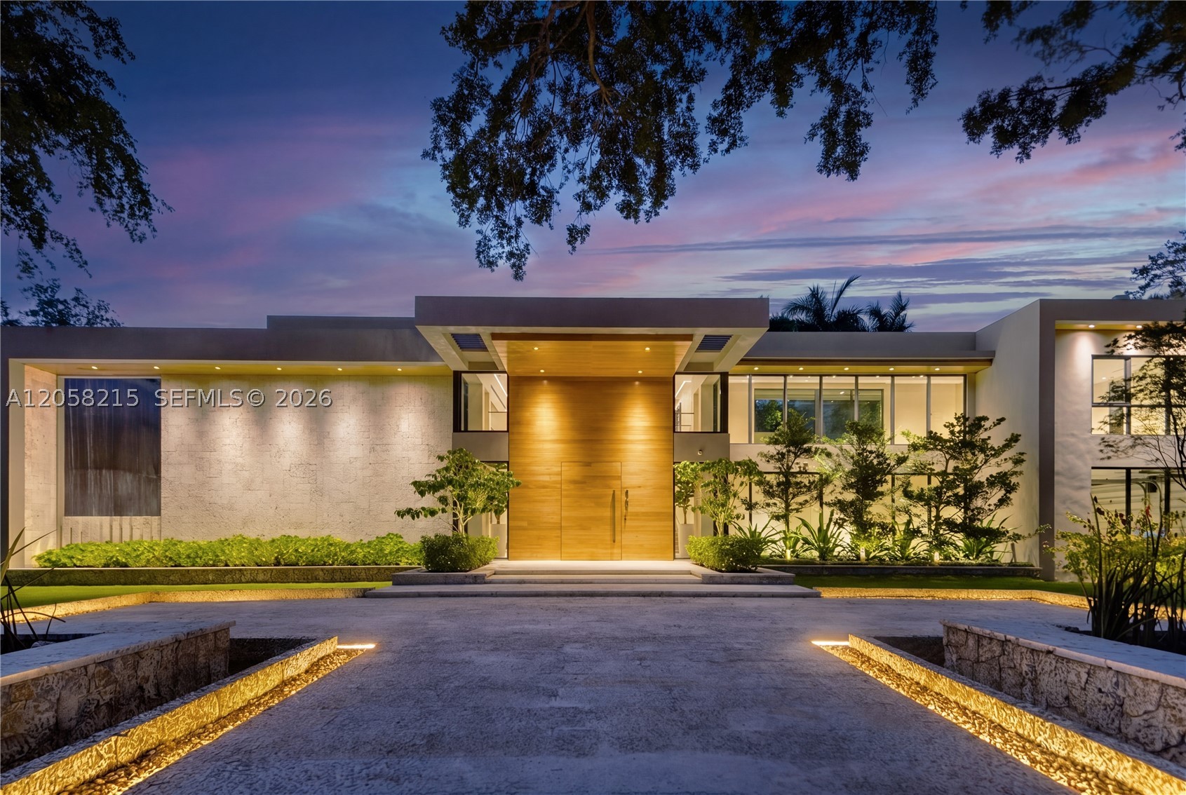 6701 SW 101st St, Pinecrest FL 33156