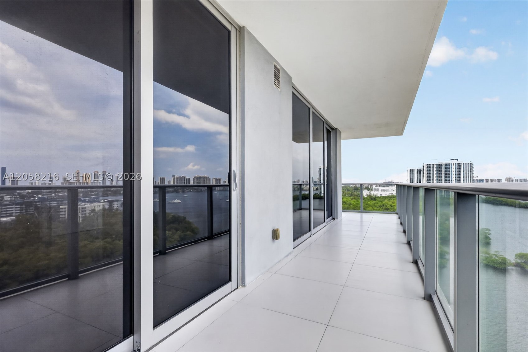 16385 Biscayne Blvd #1215, North Miami Beach FL 33160