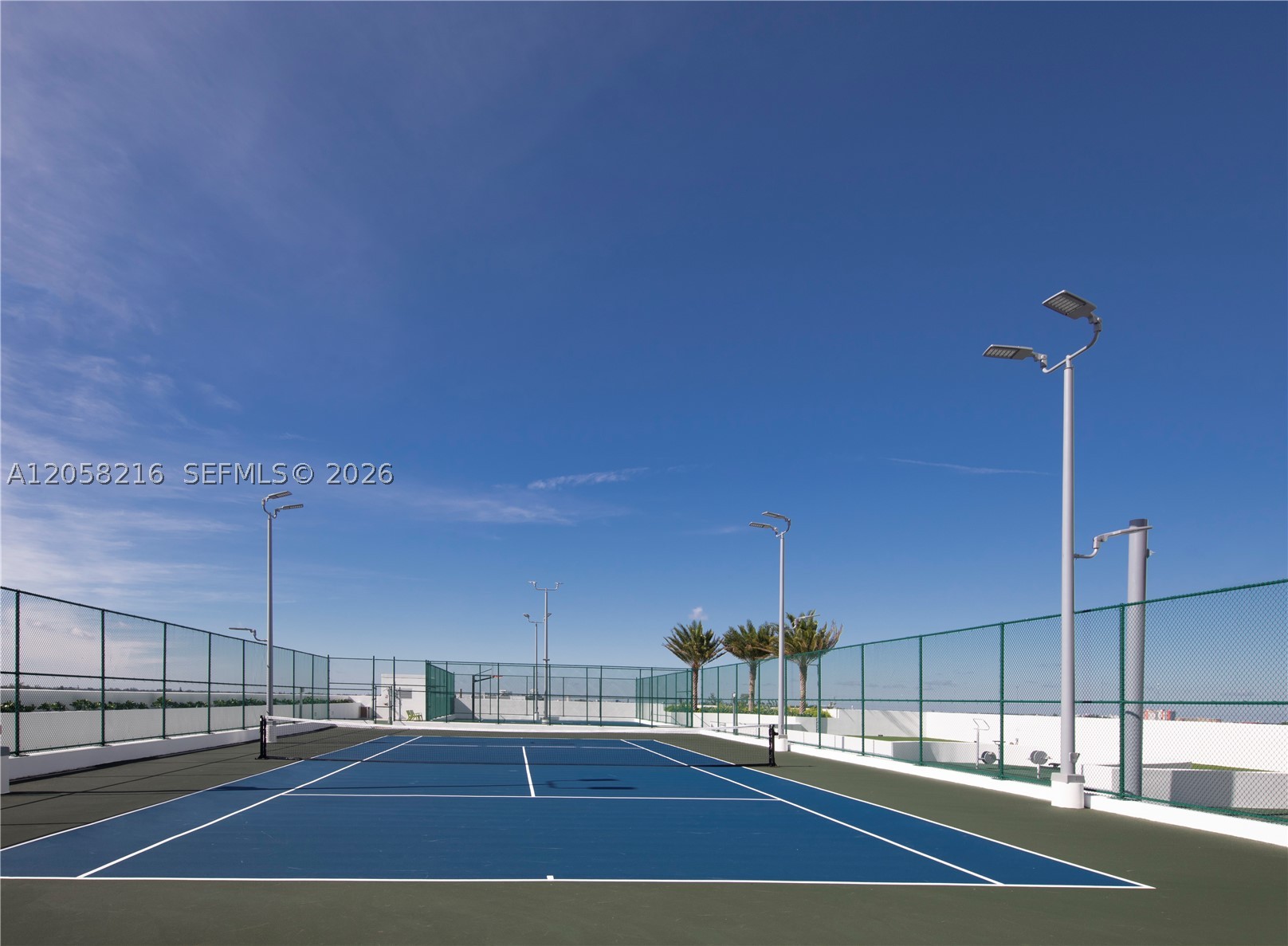 16385 Biscayne Blvd #1215, North Miami Beach FL 33160