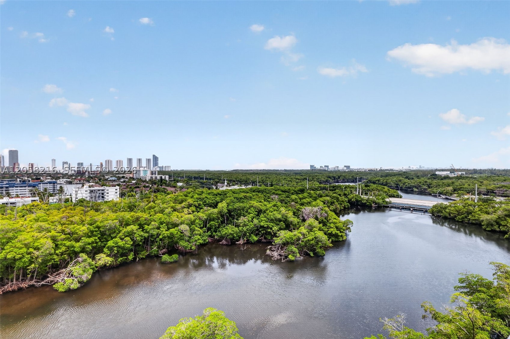 16385 Biscayne Blvd #1215, North Miami Beach FL 33160