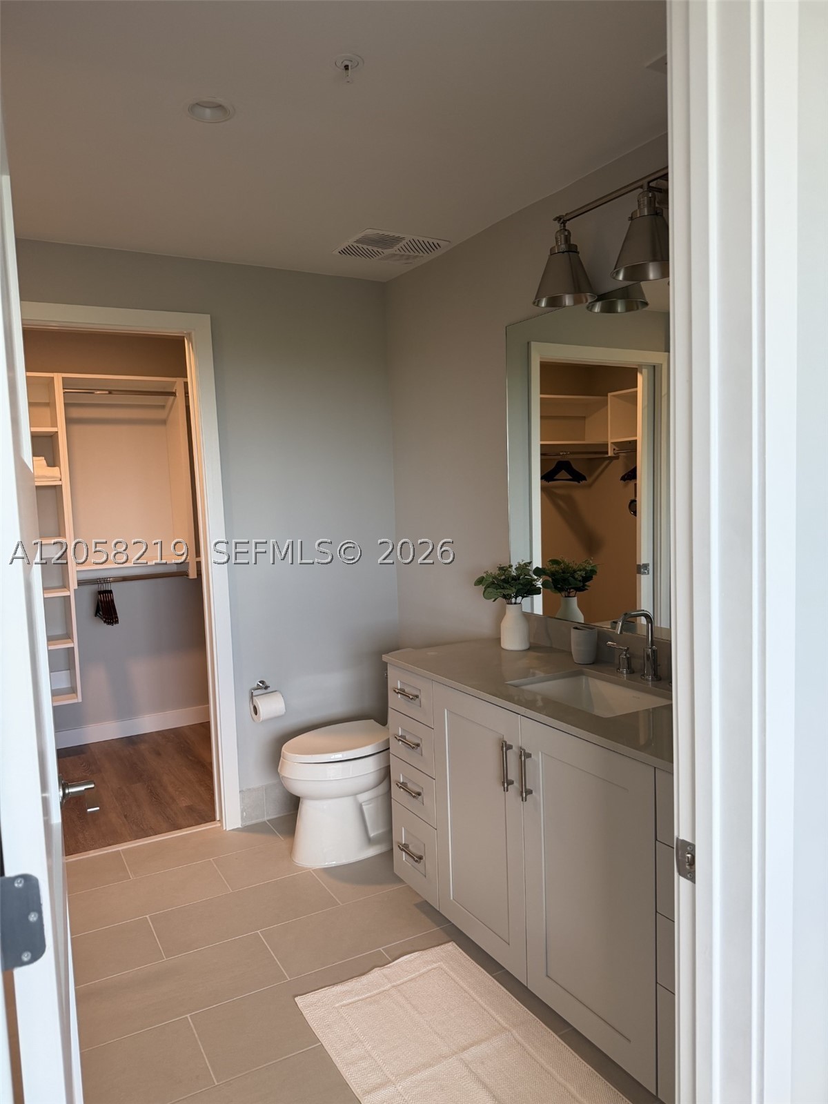 3335 Thomas Ave #103, Miami FL 33133