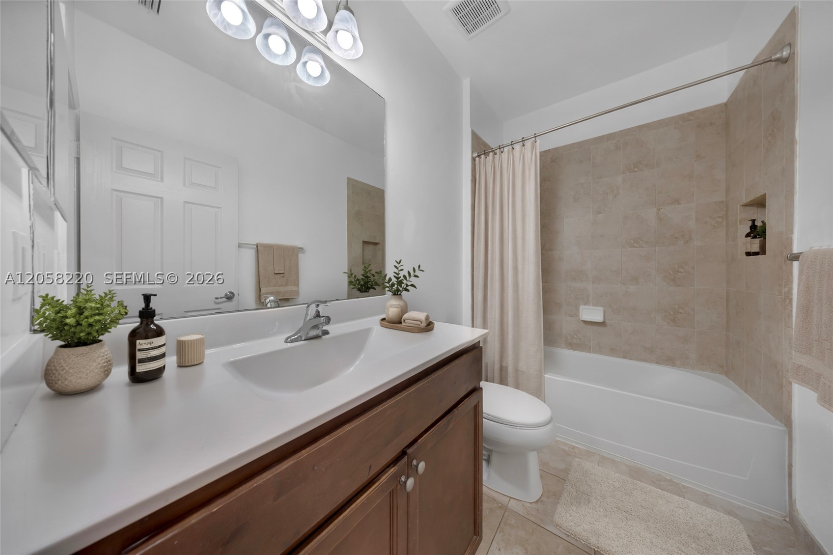 3952 Devenshire Ct #3952, Coconut Creek FL 33073