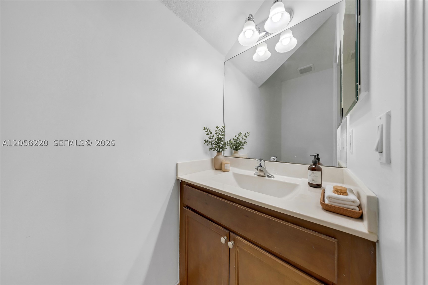 3952 Devenshire Ct #3952, Coconut Creek FL 33073