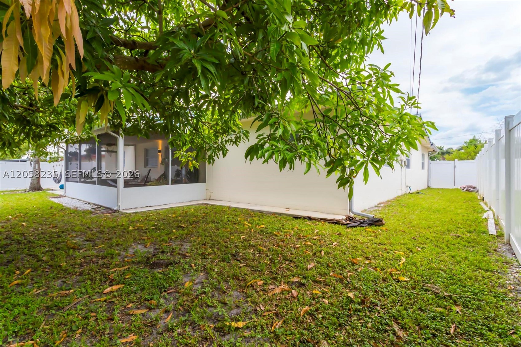 4930 NW 17th St #0, Lauderhill FL 33313