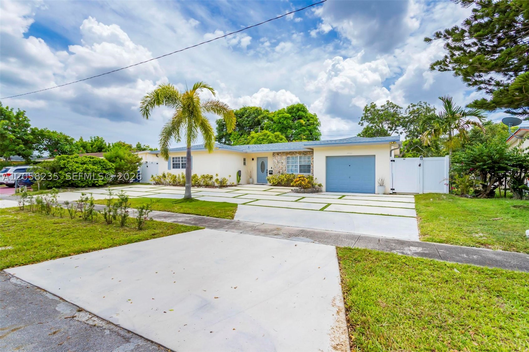 4930 NW 17th St #0, Lauderhill FL 33313