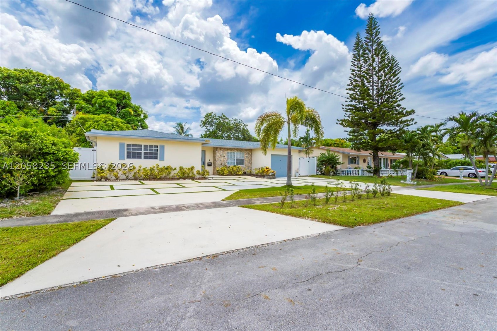 4930 NW 17th St #0, Lauderhill FL 33313