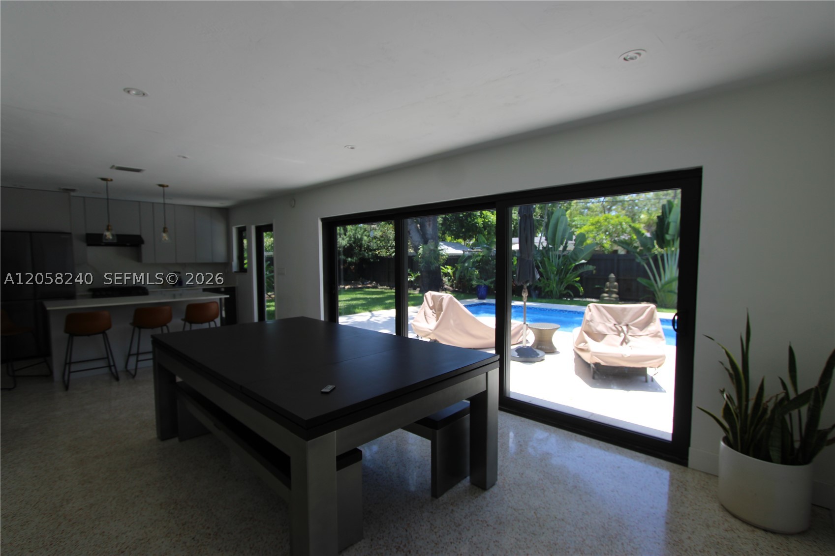 9310 SW 52nd Ter, Miami FL 33165