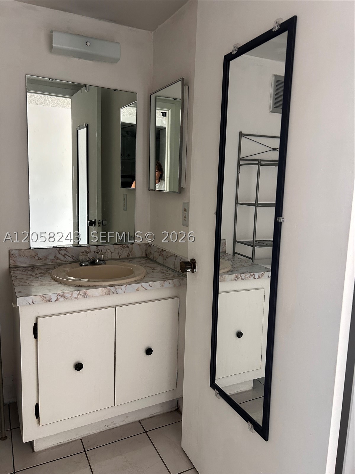 300 NW 42nd Ave #109, Miami FL 33126