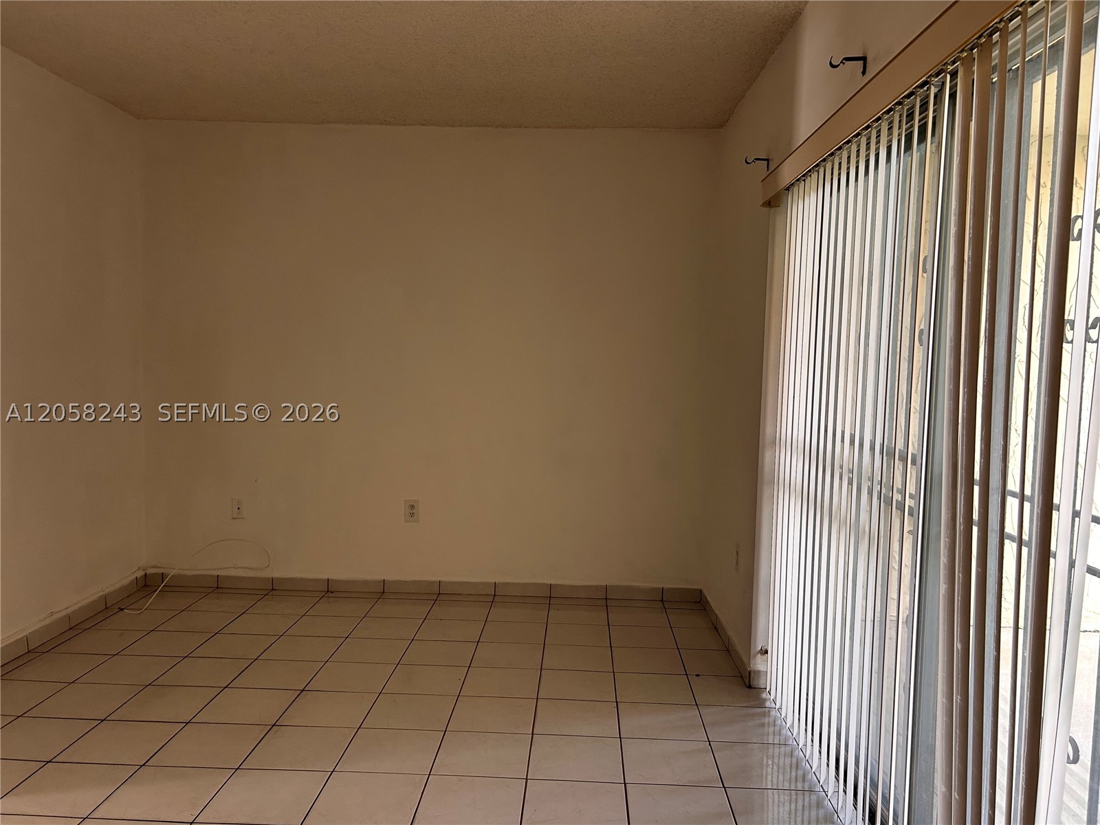 300 NW 42nd Ave #109, Miami FL 33126