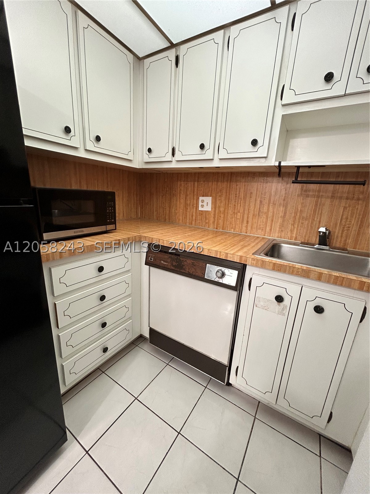 300 NW 42nd Ave #109, Miami FL 33126