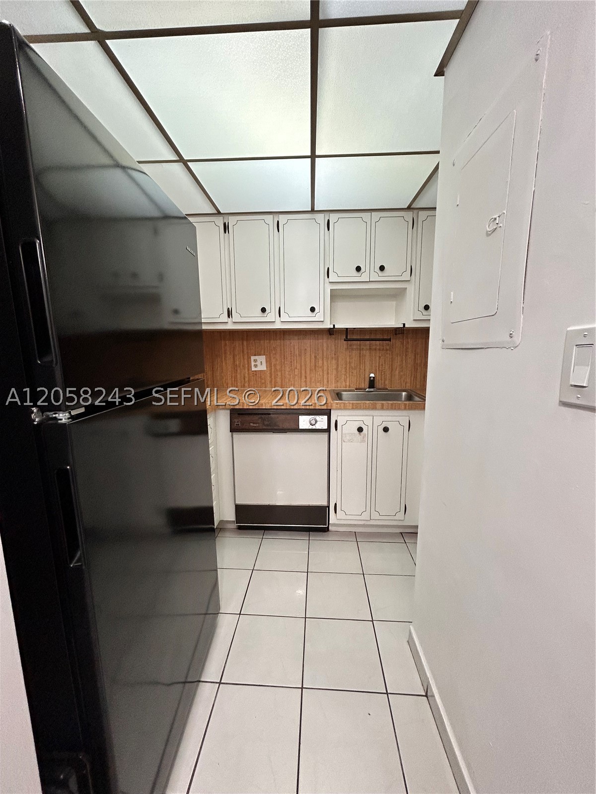 300 NW 42nd Ave #109, Miami FL 33126