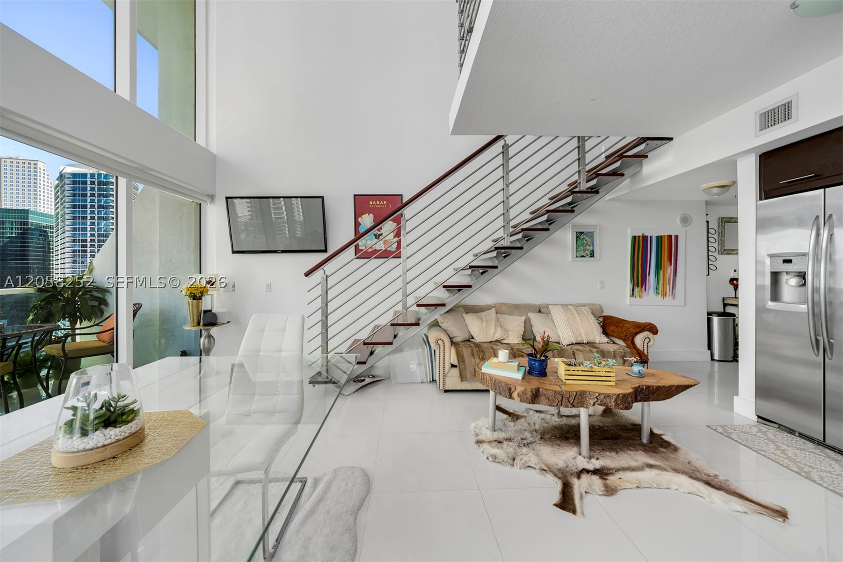 41 SE 5th St #2117, Miami FL 33131