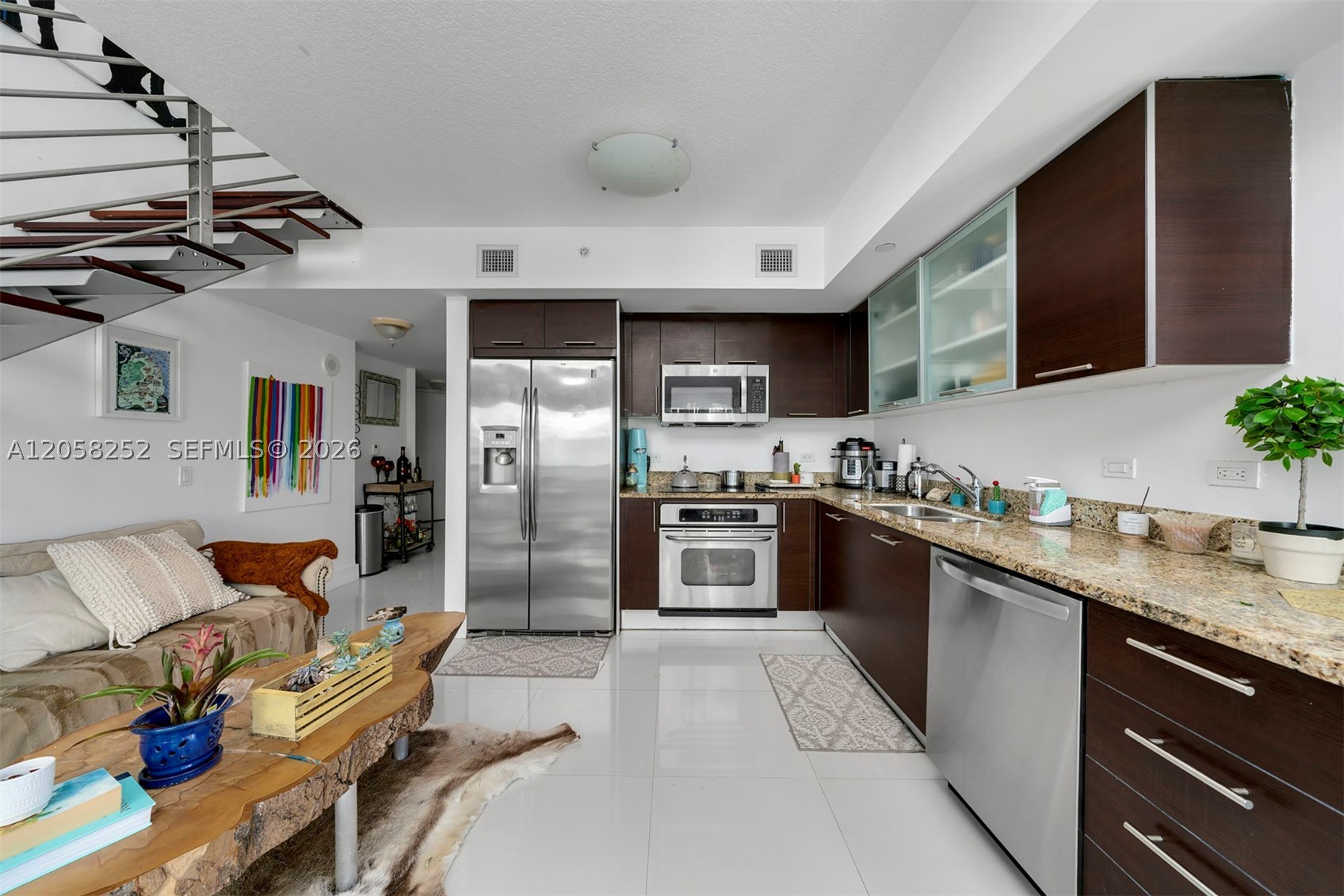 41 SE 5th St #2117, Miami FL 33131