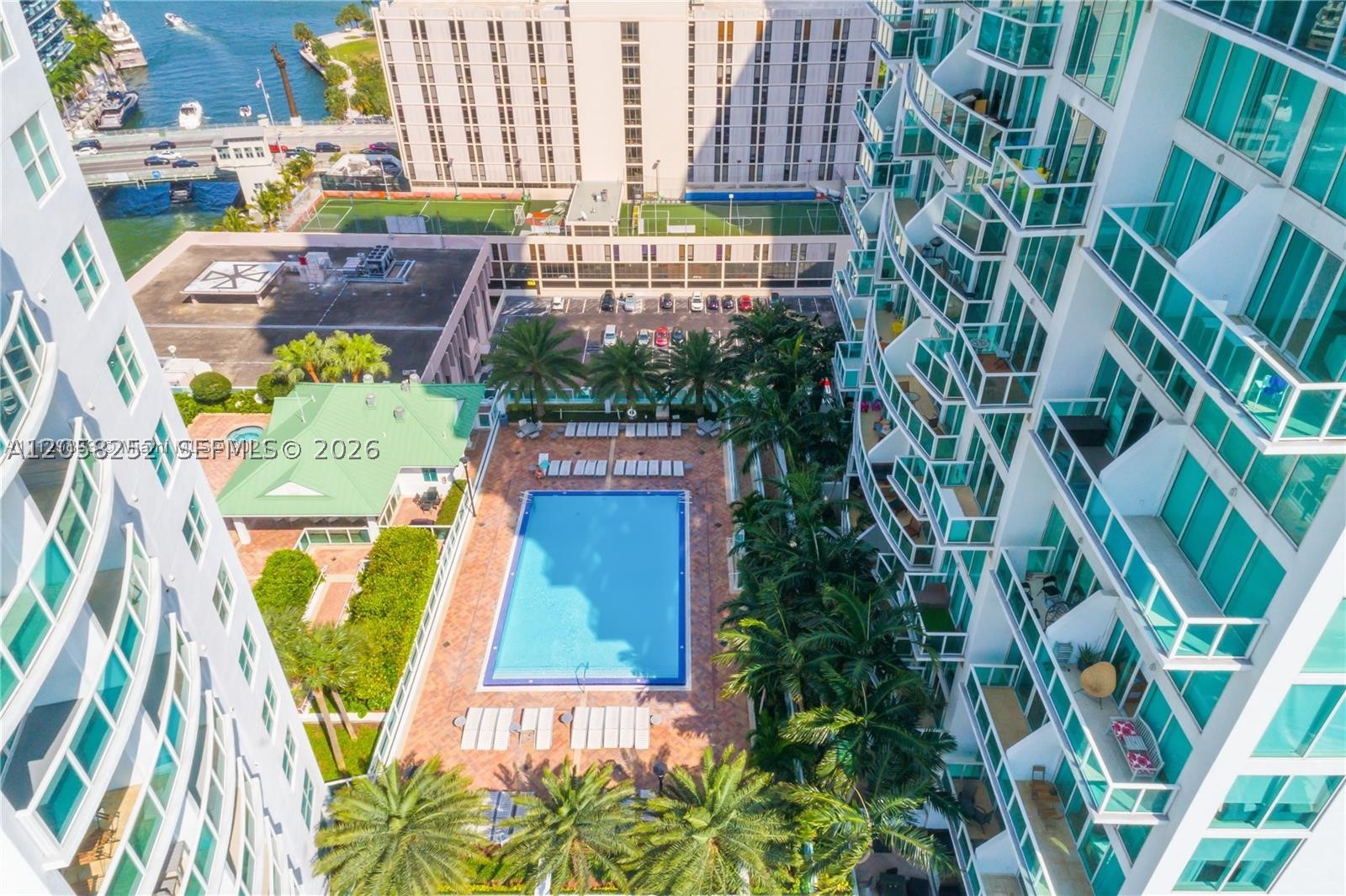 41 SE 5th St #2117, Miami FL 33131