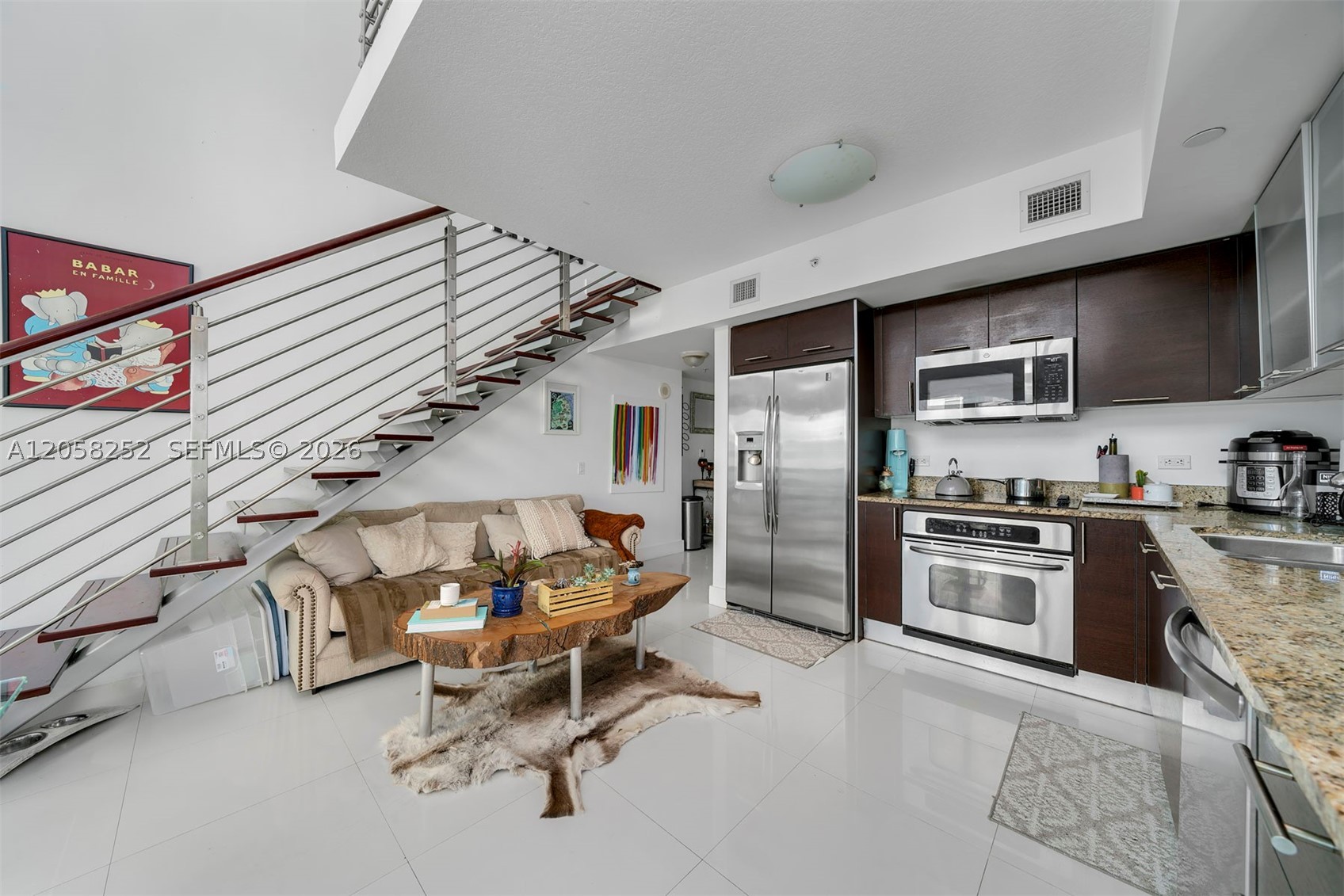 41 SE 5th St #2117, Miami FL 33131
