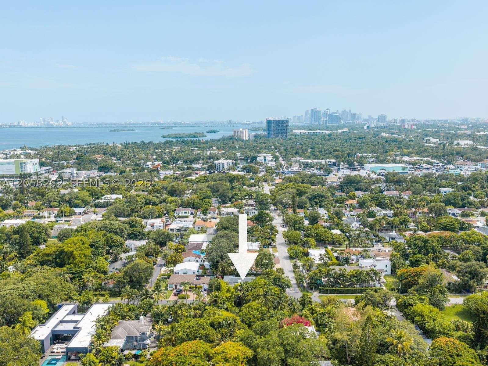 830 NE 83rd St, Miami FL 33138