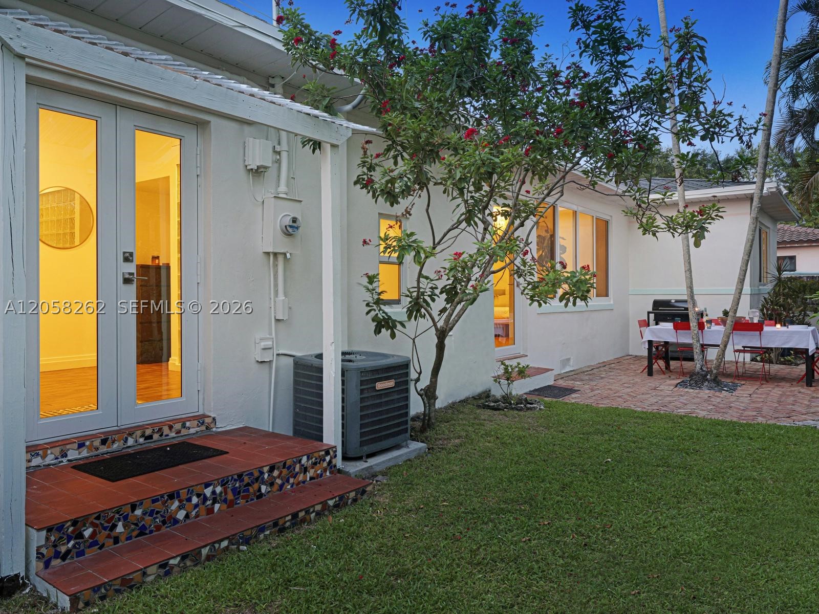 830 NE 83rd St, Miami FL 33138