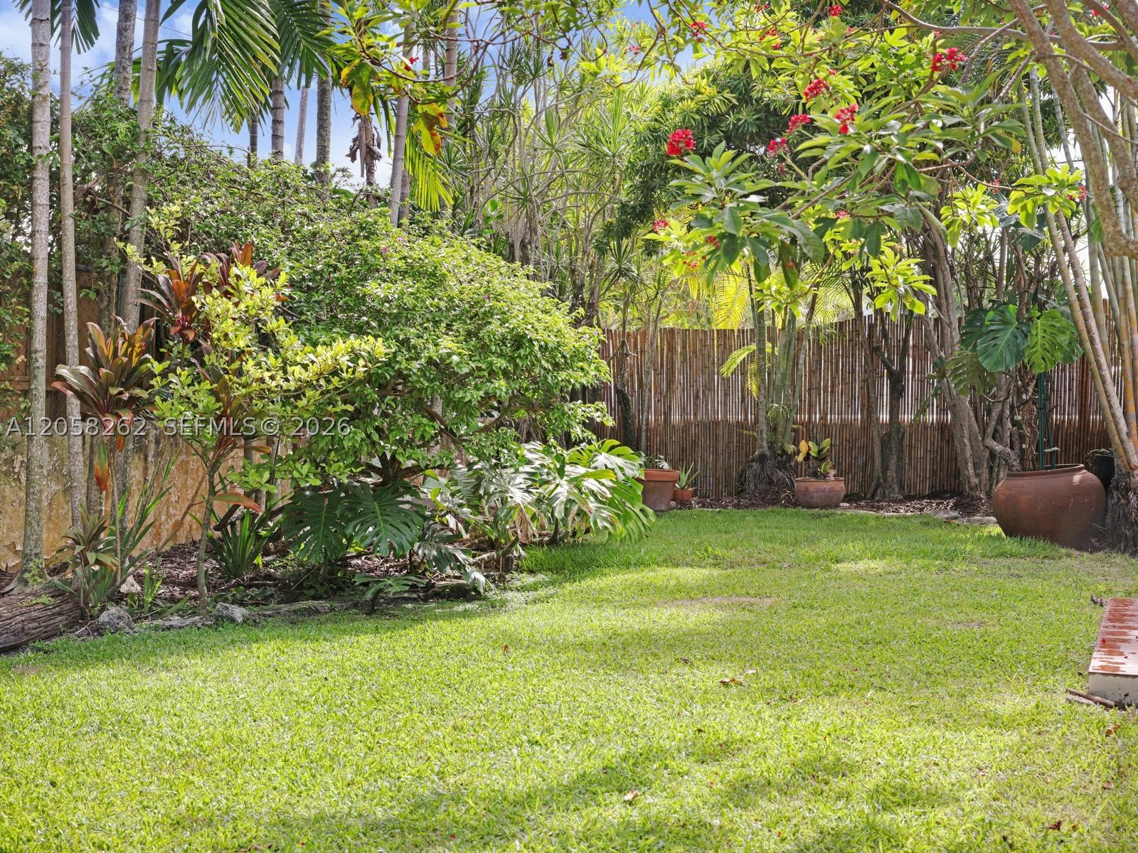 830 NE 83rd St, Miami FL 33138