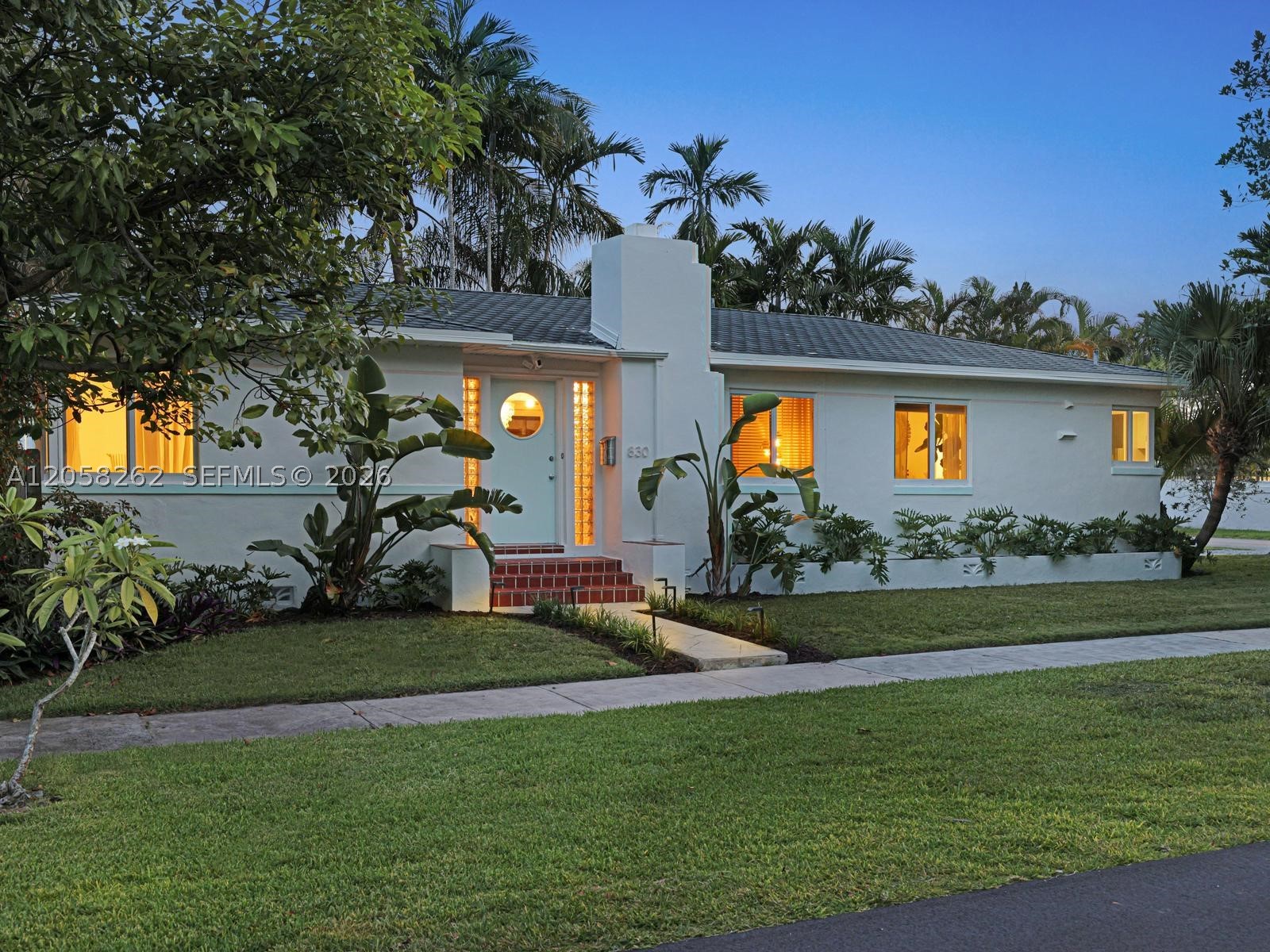 830 NE 83rd St, Miami FL 33138