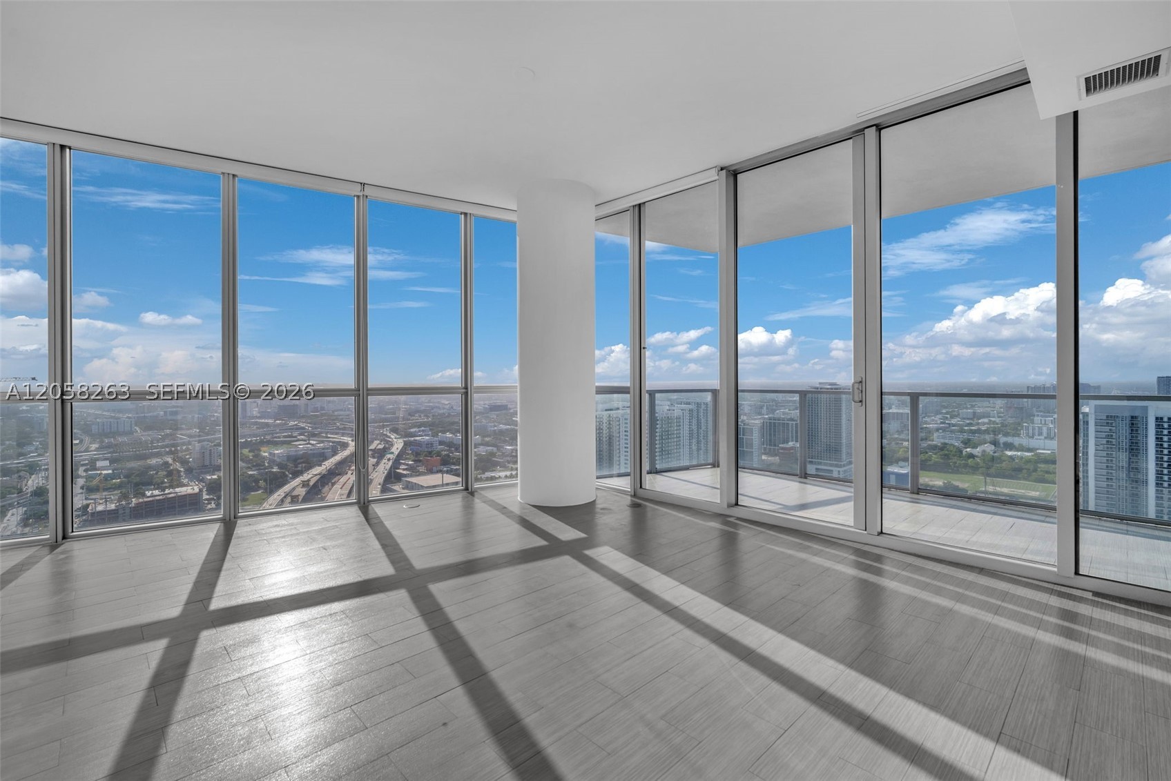 1100 Biscayne Blvd #4308, Miami FL 33132