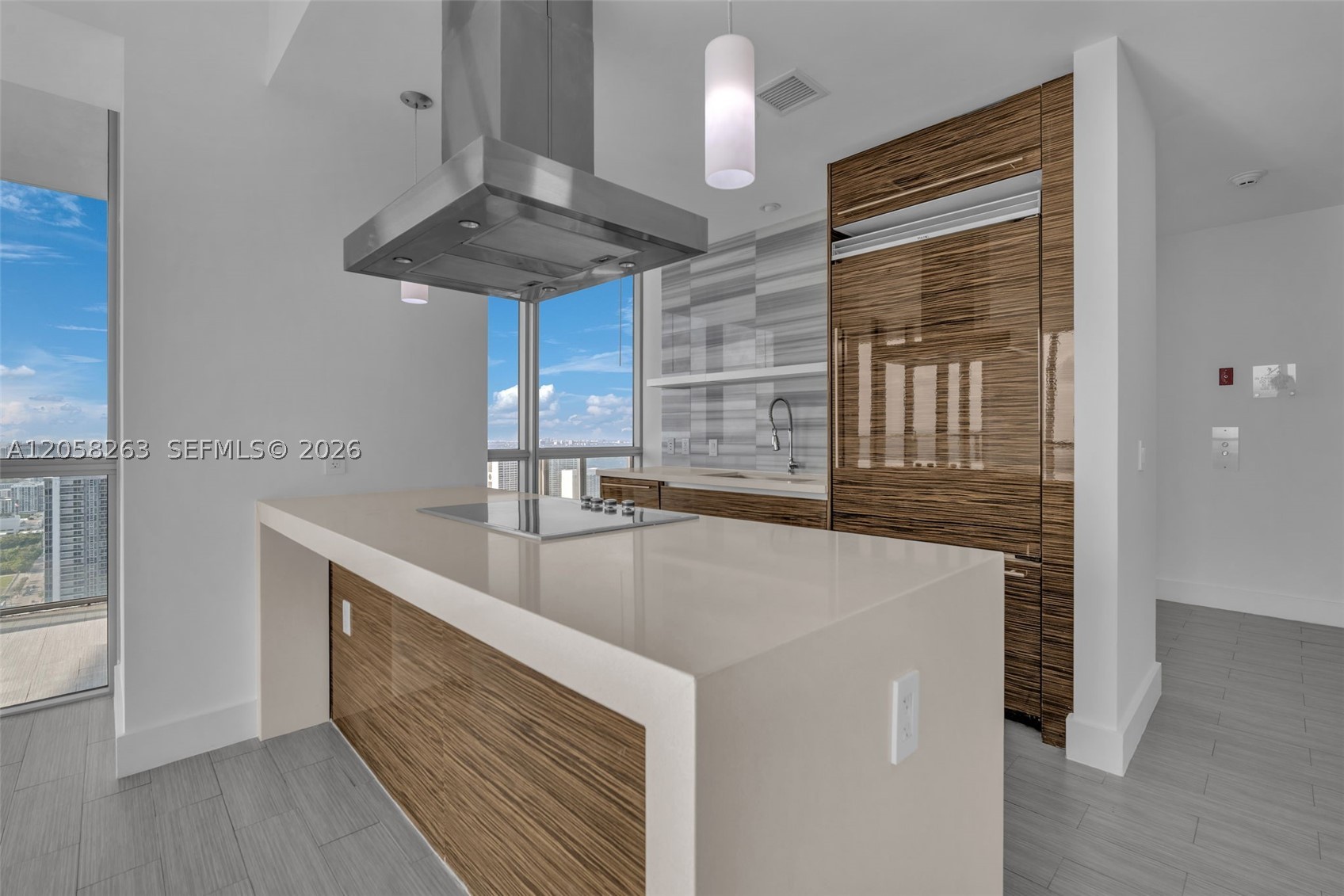 1100 Biscayne Blvd #4308, Miami FL 33132