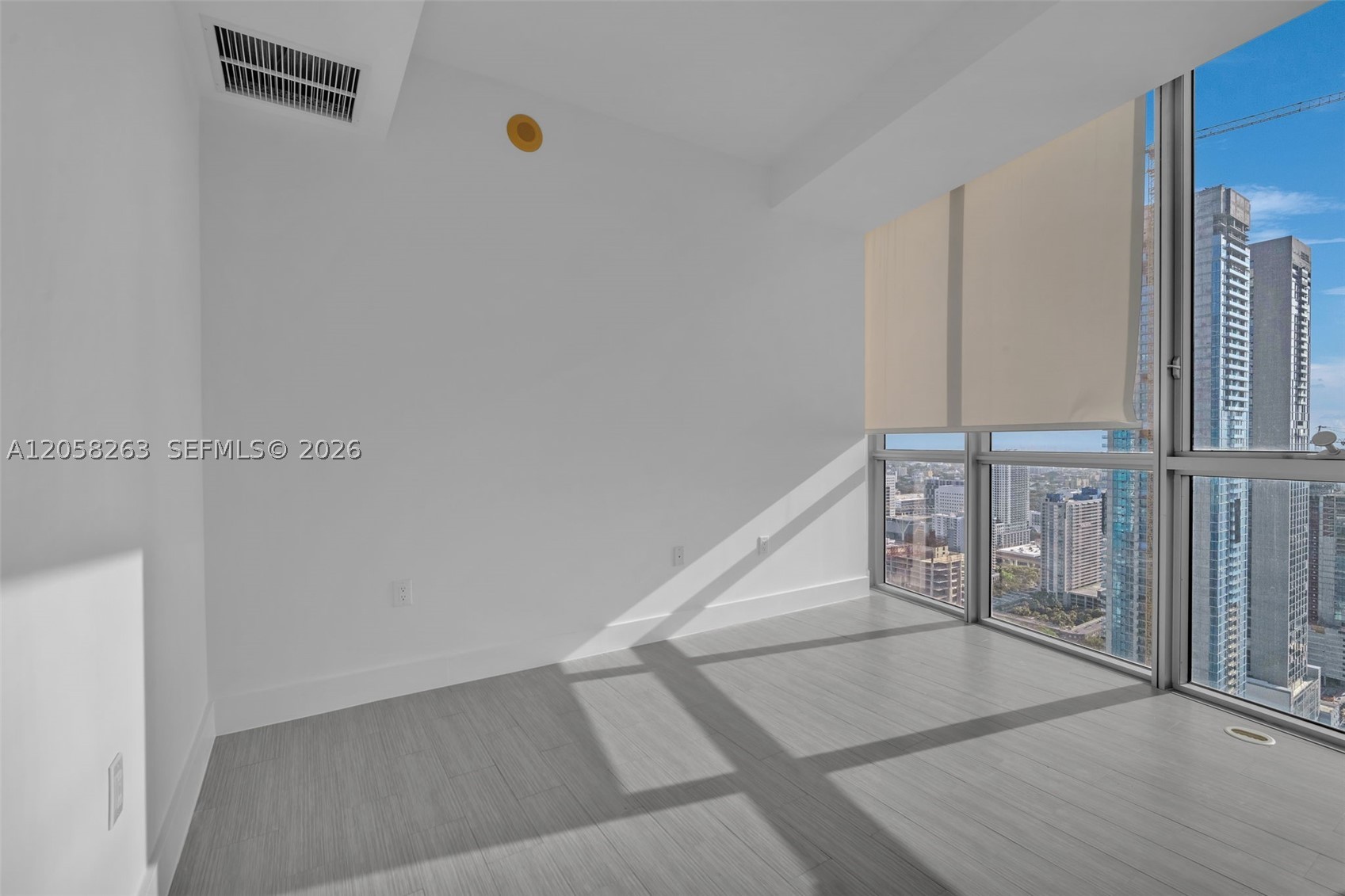 1100 Biscayne Blvd #4308, Miami FL 33132