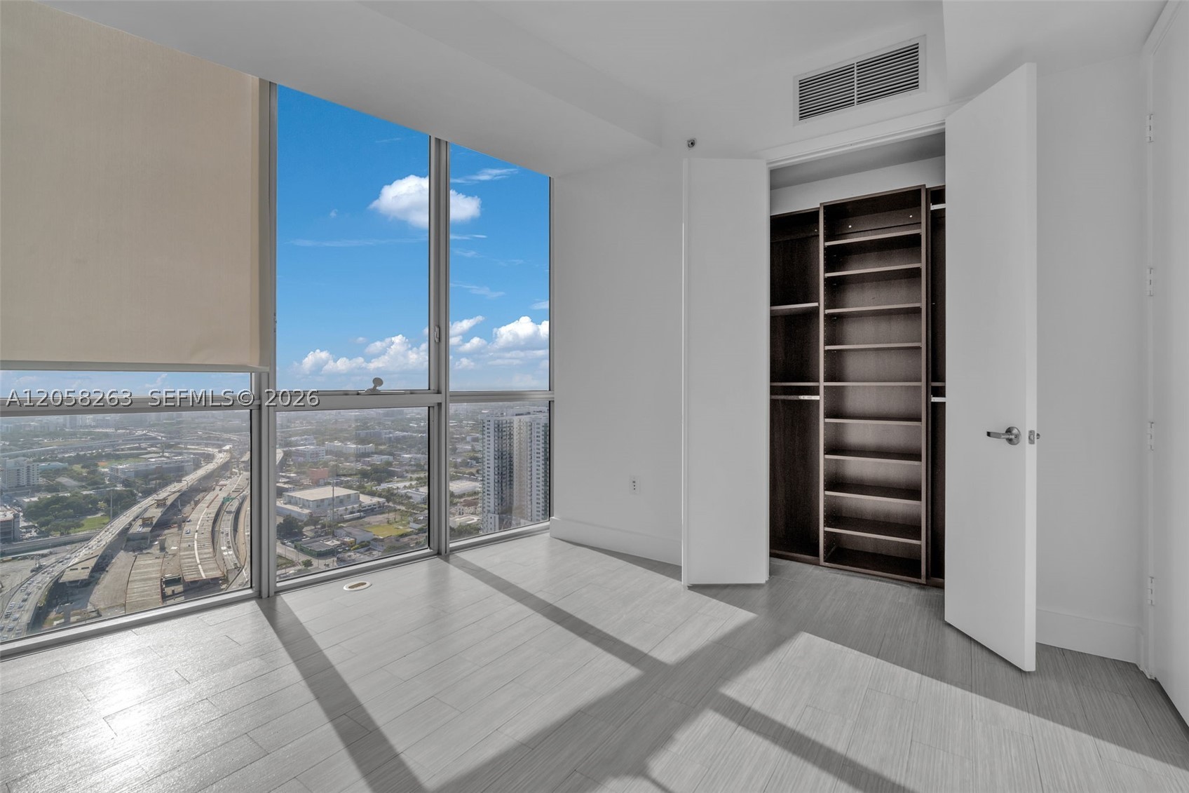 1100 Biscayne Blvd #4308, Miami FL 33132