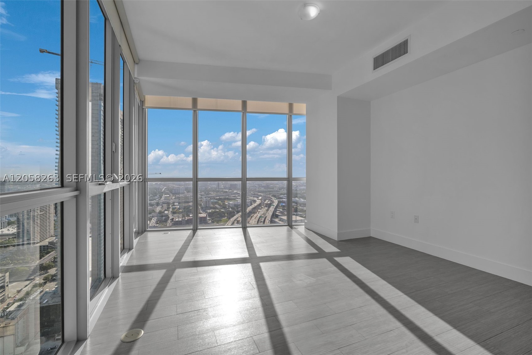 1100 Biscayne Blvd #4308, Miami FL 33132