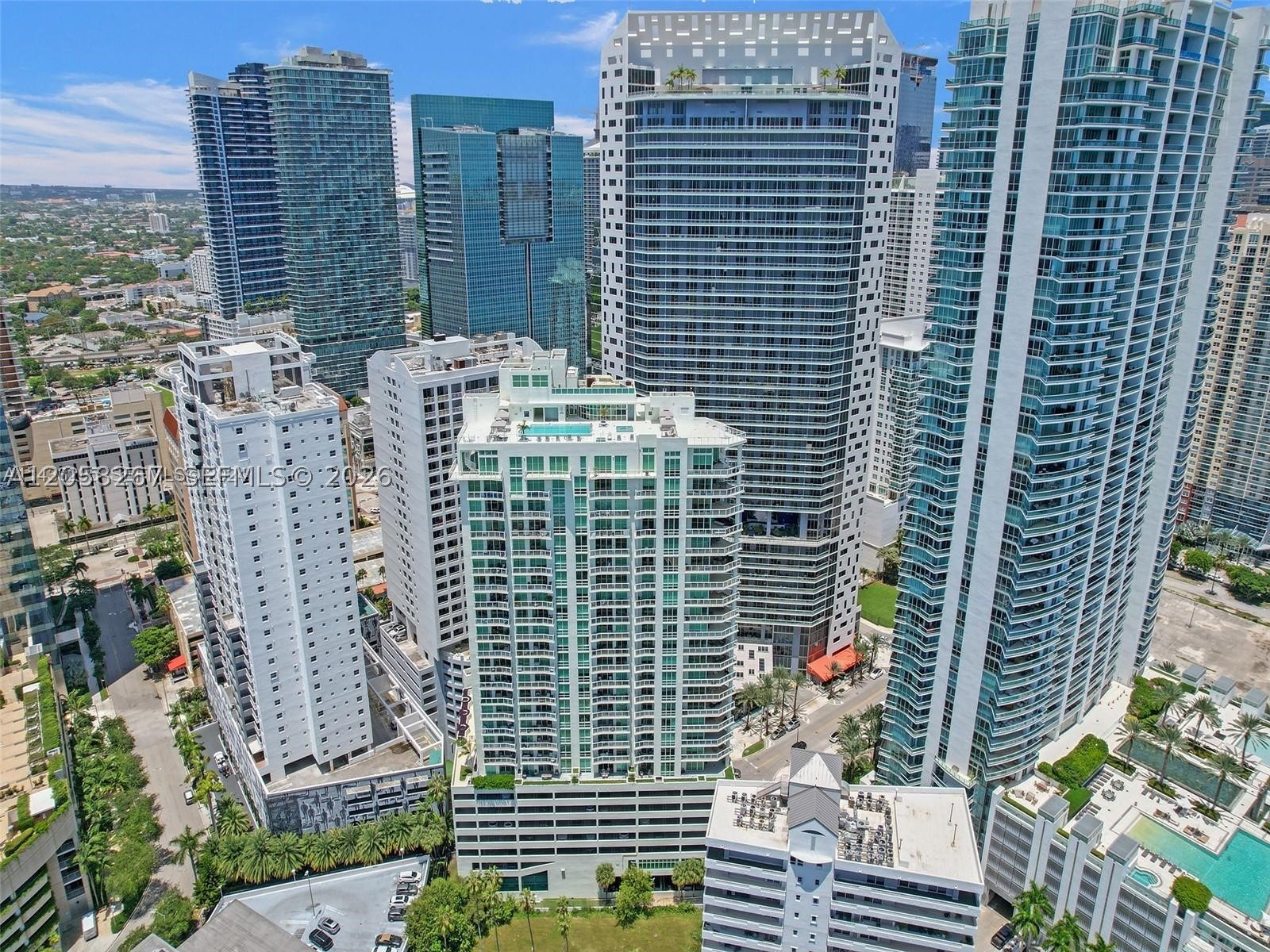 218 SE 14th St #1203, Miami FL 33131