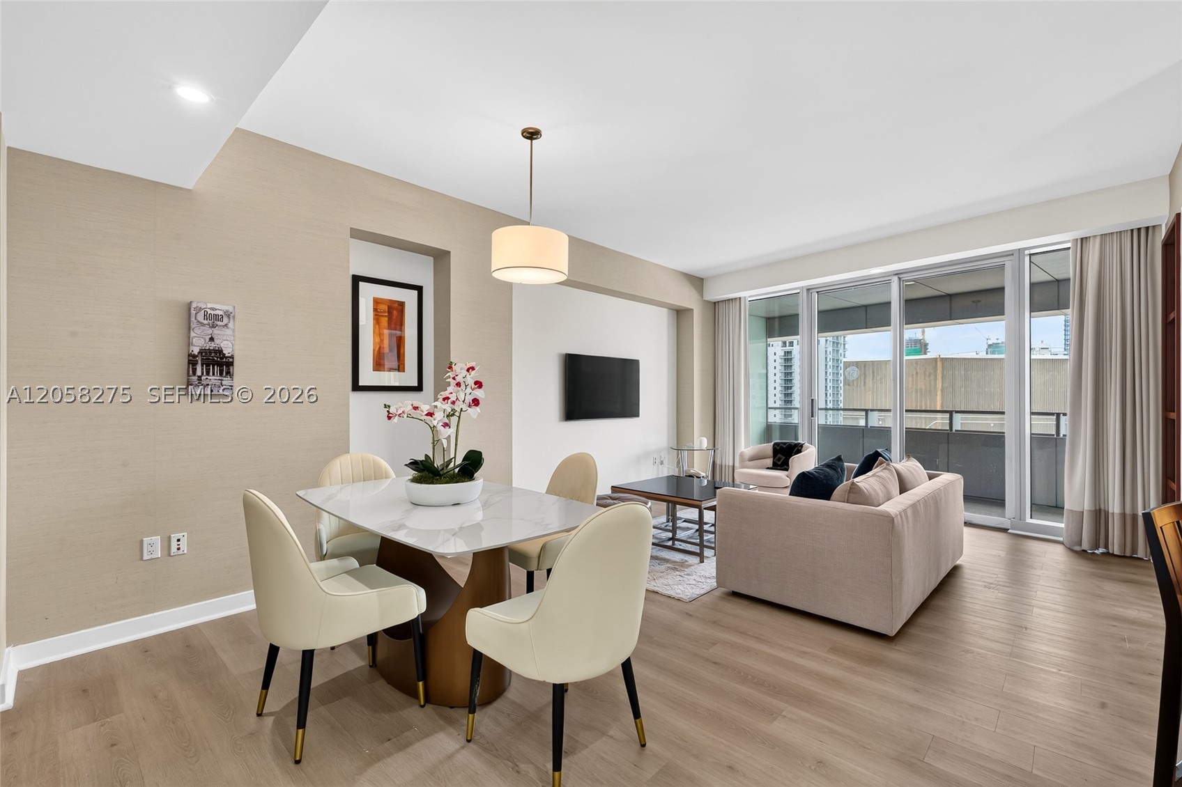 1395 Brickell Ave #2813, Miami FL 33131