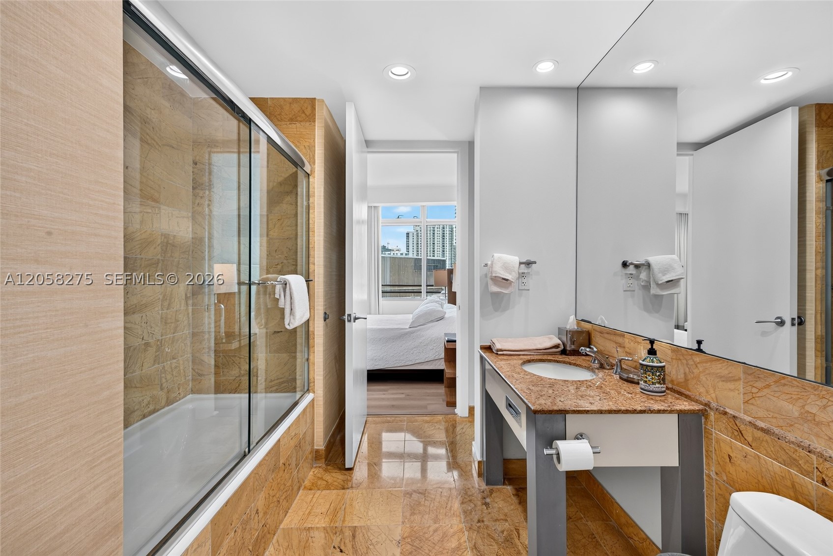 1395 Brickell Ave #2813, Miami FL 33131
